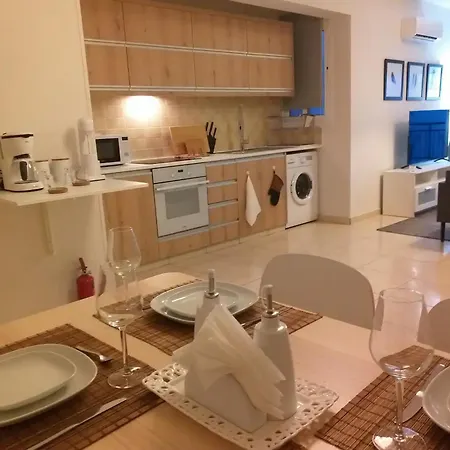Artemis Panorama Escape Vacation Terszefánu